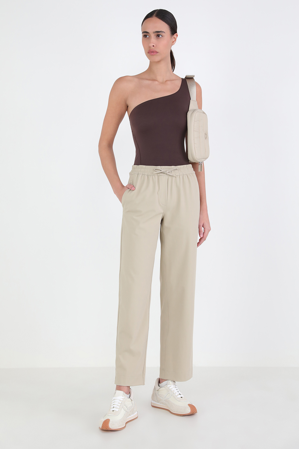 Straight-Leg Mid-Rise Pant Luxtreme